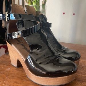 FREE PEOPLE patent leather clog booties